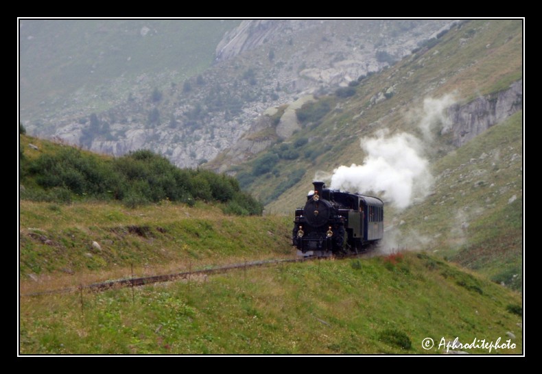 24 Le petit train gravit vaillamment la côte